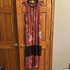 Floral Sleeveless Maxi Dress - Pink and Black good condition